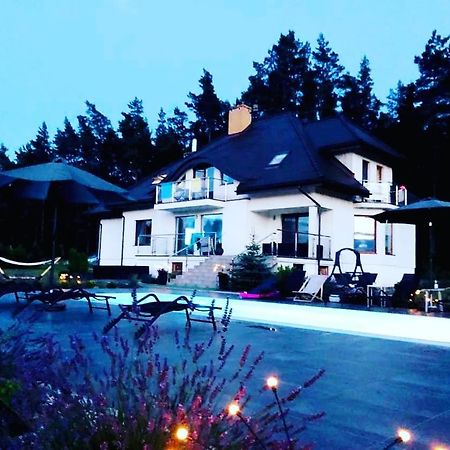 Saskia Dwor & Spa Willa Z Basenem Podmacharce Exterior foto
