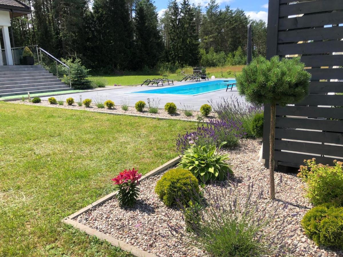 Saskia Dwor & Spa Willa Z Basenem Podmacharce Exterior foto