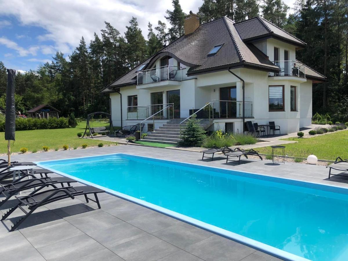 Saskia Dwor & Spa Willa Z Basenem Podmacharce Exterior foto