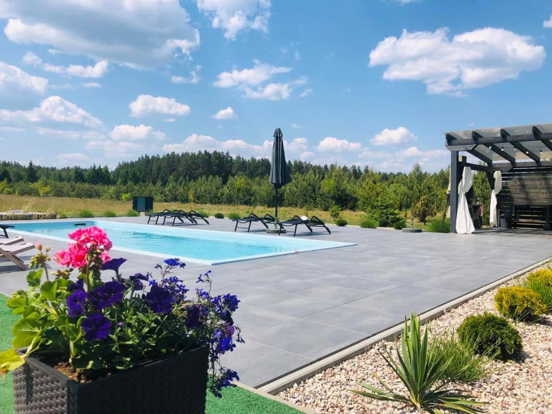 Saskia Dwor & Spa Willa Z Basenem Podmacharce Exterior foto